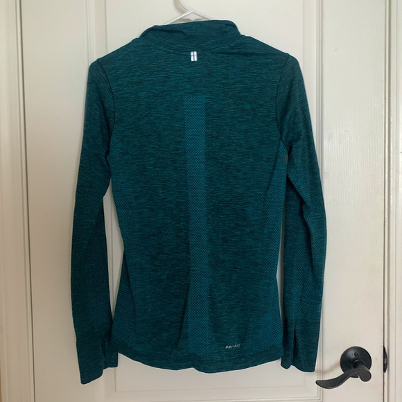 Nike Dri-Fit Women’s Running Quarter Zip Top - Size Small - Picture 3 of 7